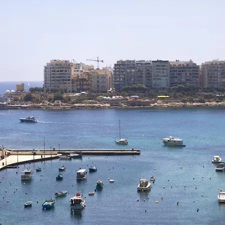 Luxurious 3 Bedroom With Breathtaking Views - Mmai1-1 *