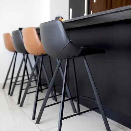 Luxurious 3 Bedroom With Breathtaking Views - Mmai1-1 Appartement *