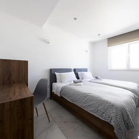 Luxurious 3 Bedroom With Breathtaking Views - Mmai1-1 San Ġiljan