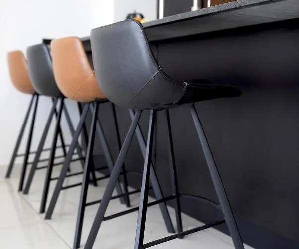 Luxurious 3 Bedroom With Breathtaking Views - Mmai1-1 Apartamento *